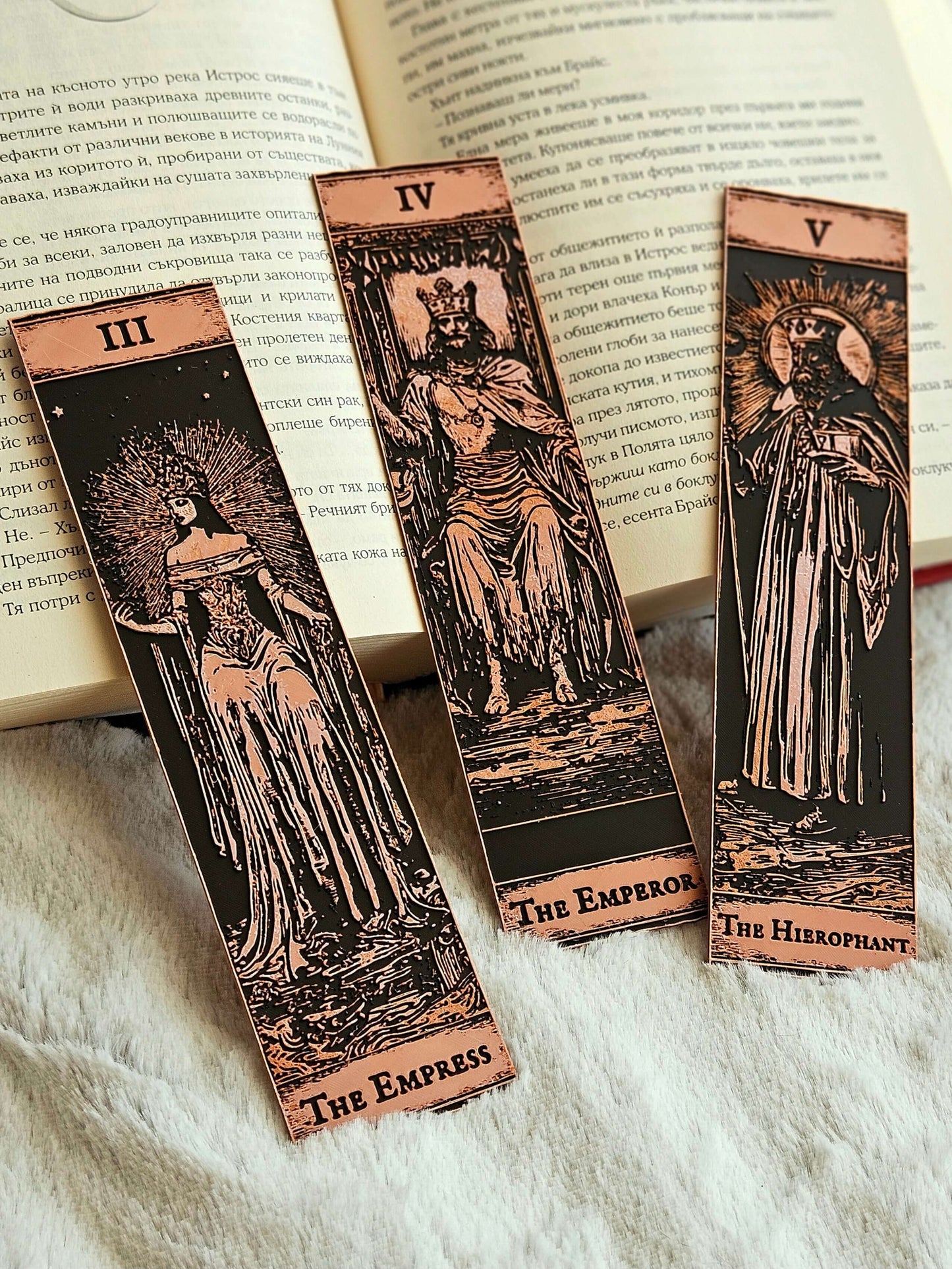 Semne de Carte Tarot – Set 2 Arcana Majoră (III-V)